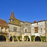 Monpazier - un de vos visites à faire à partir de la Maison d'Hôtes La Belle Demeure, au cœur du Périgord Noir en Dordogne